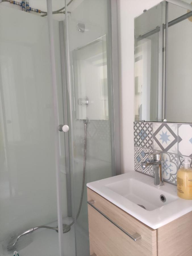 Douceurs Du Littoral Apartment Calais Bagian luar foto